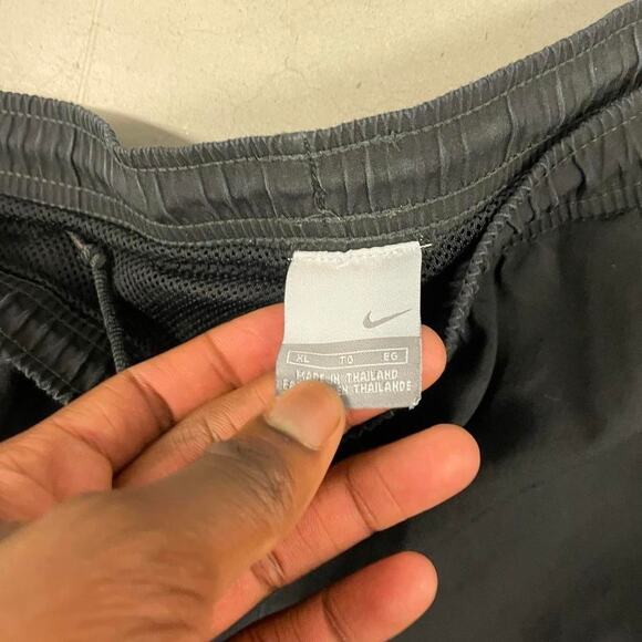 Y2K nike baggy track pants 34x30 - Picture 3 of 4